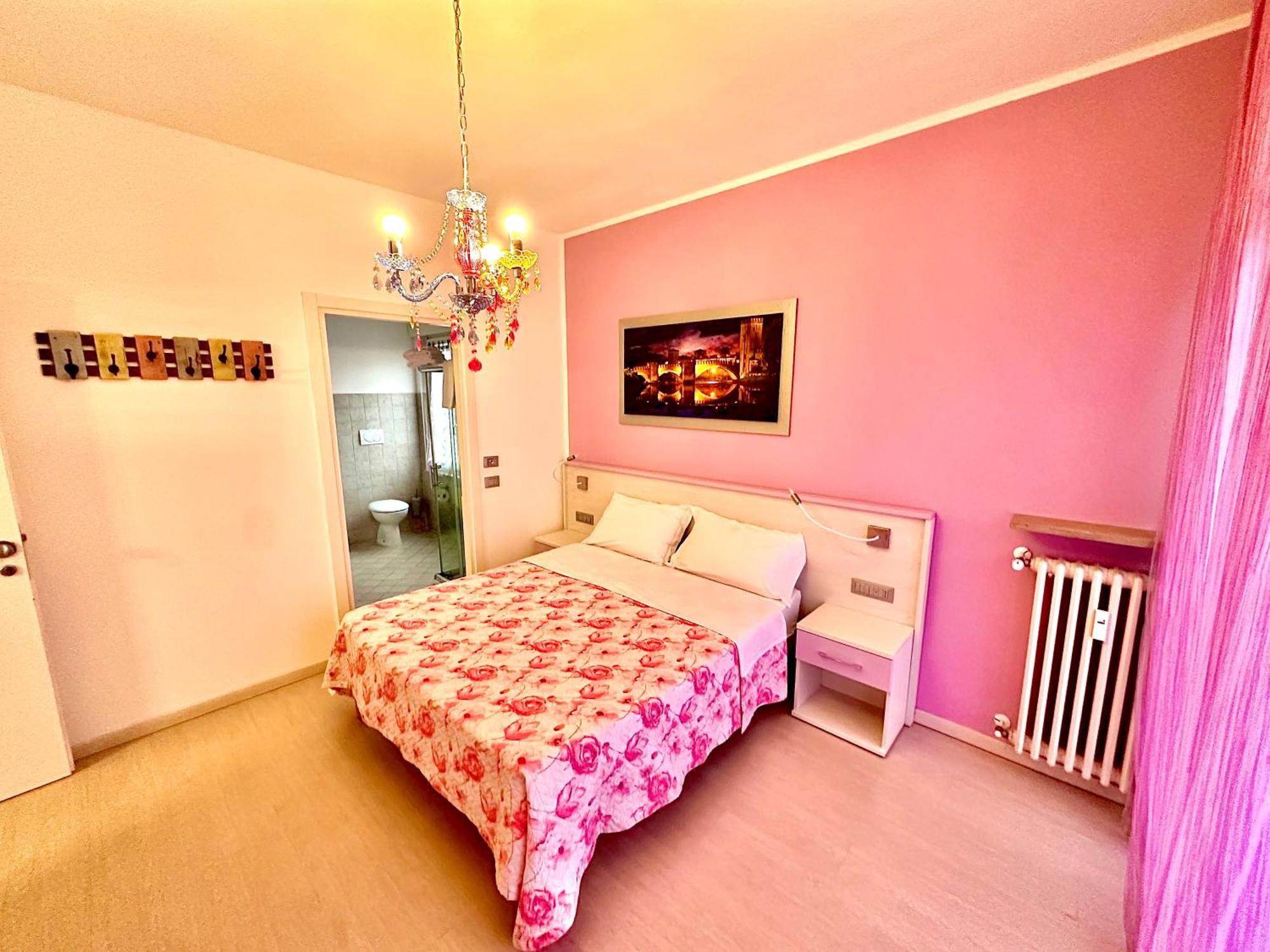 Ai Giardini Rooms -Vicino Ospedale Borgo Trento E Centro Storico Vérone Extérieur photo